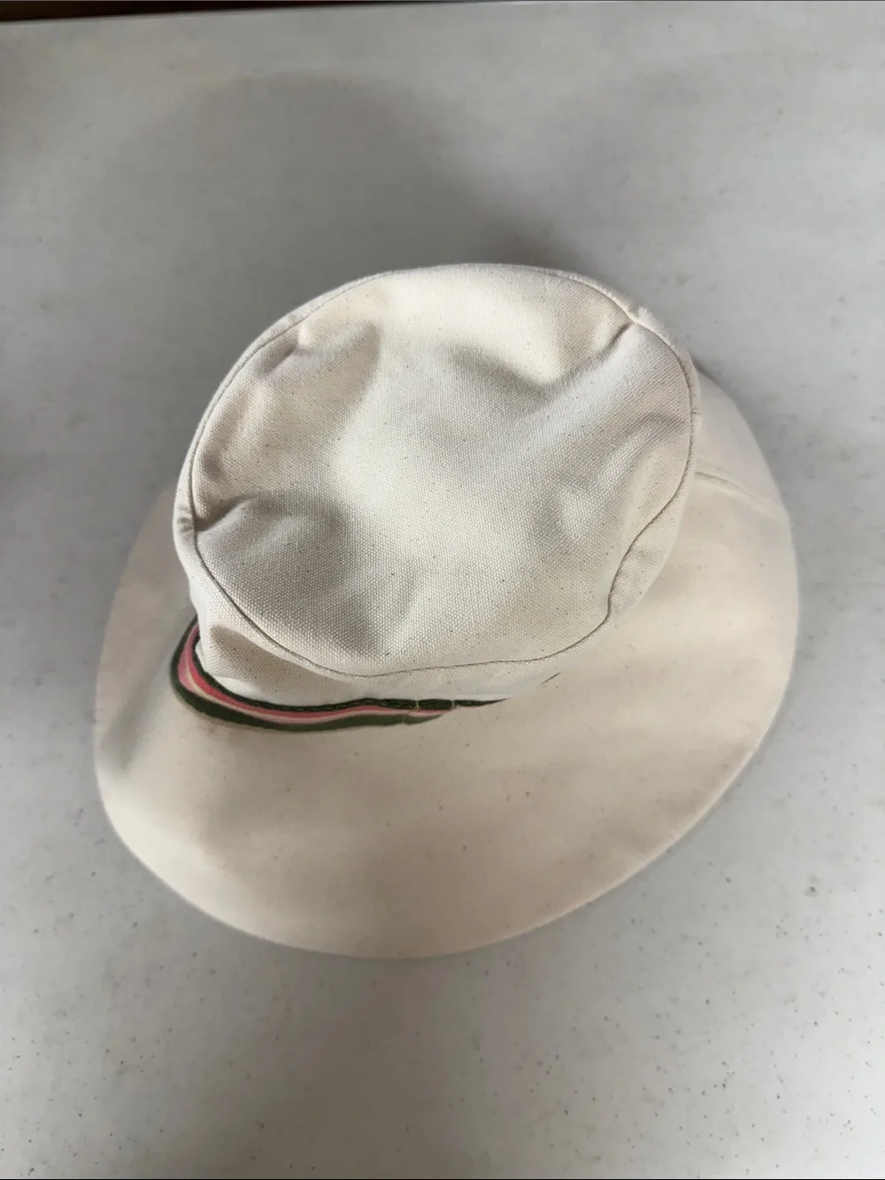 Vineyard Vines women’s cream Cotton Bucket Hat with Green and Pink Accent